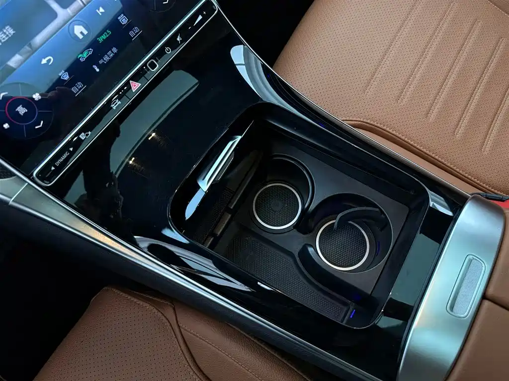 Mercedes-Benz GLC 2023 — фото 13