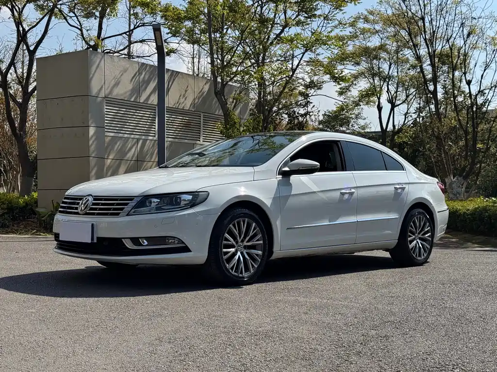 Volkswagen CC 2017 — фото 1