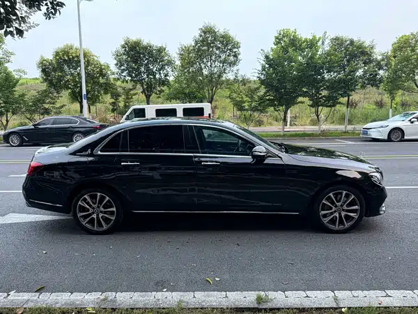 Mercedes-Benz E-Class 2017