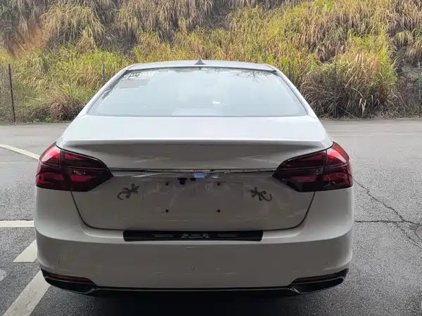 Geely Emgrand 2019