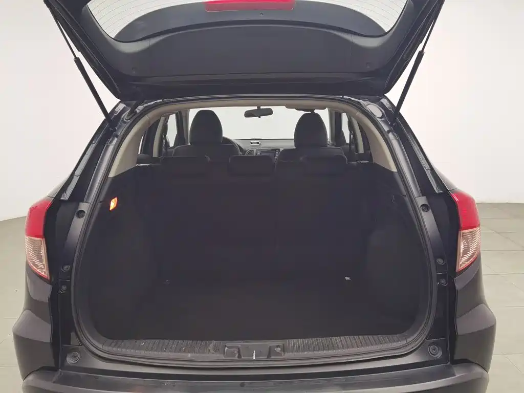 Honda Vezel 2015 — фото 16