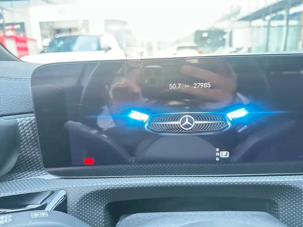 Mercedes-Benz A-Class 2023 — фото 13