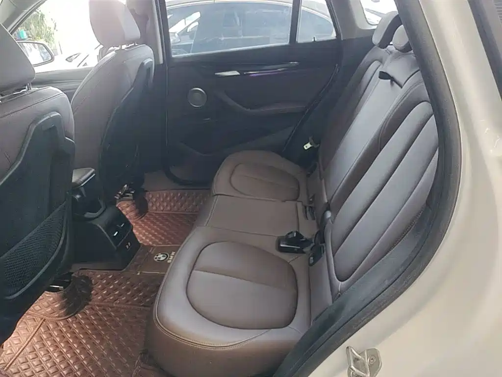 BMW X1 2021 — фото 17