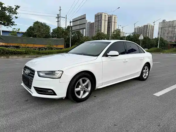 Audi A4L 2013