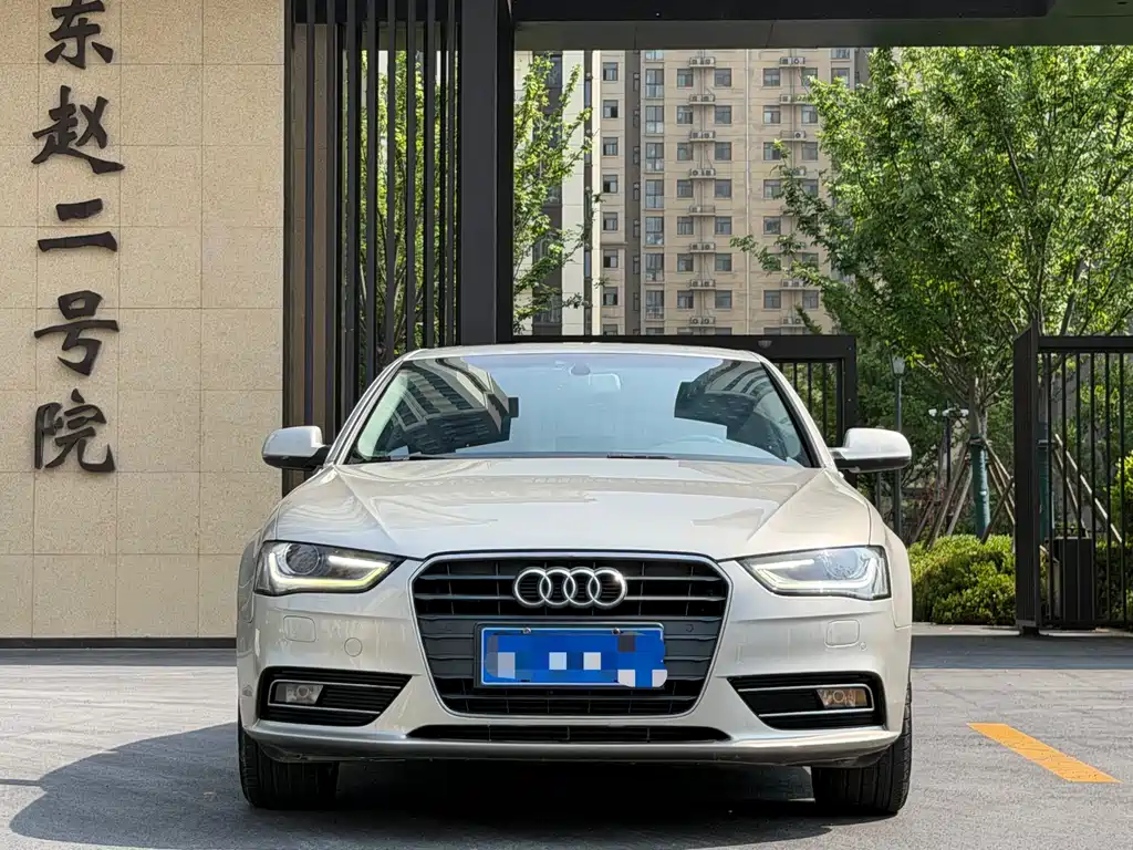 Audi A4L 2015 — фото 2