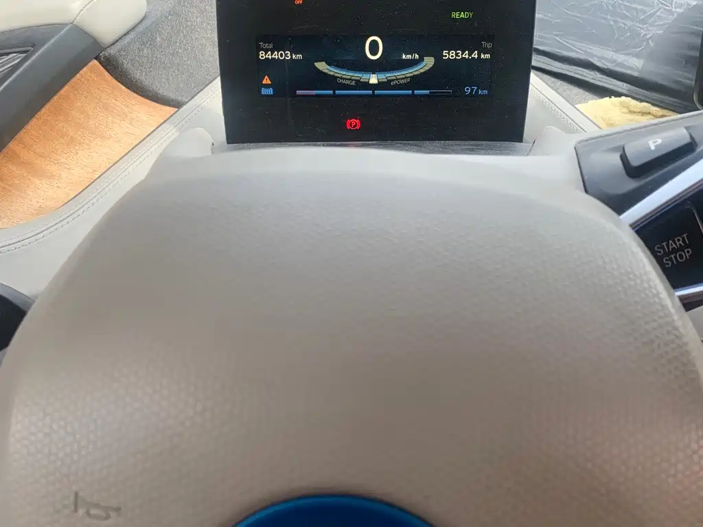 BMW i3 2016 — фото 9