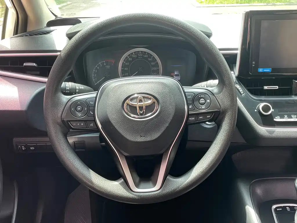 Toyota Corolla 2021 — фото 15