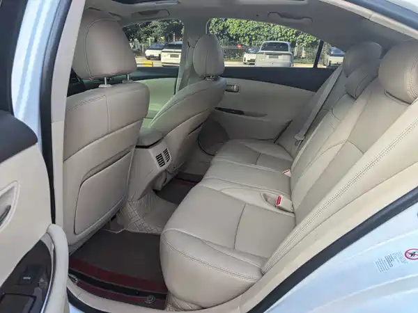 Lexus ES 2012