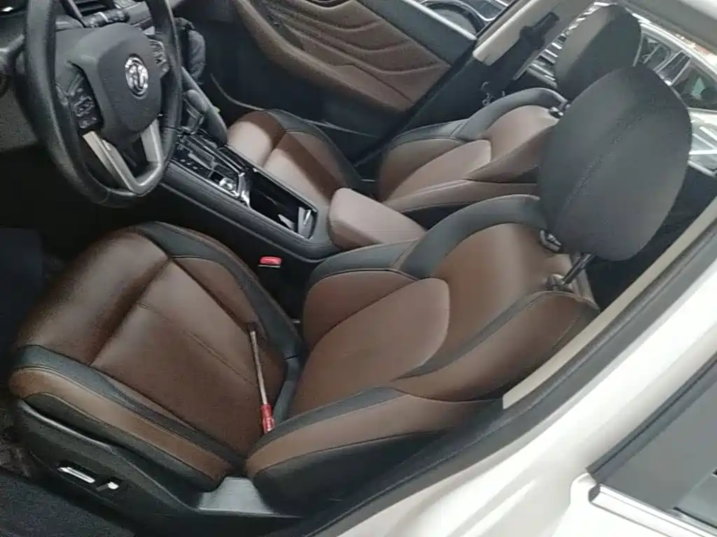 Dongfeng Fengshen AX7 2018 — фото 15