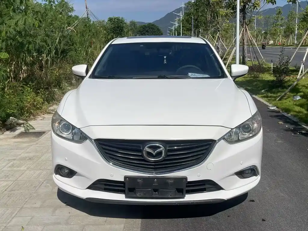 Mazda Atenza 2015