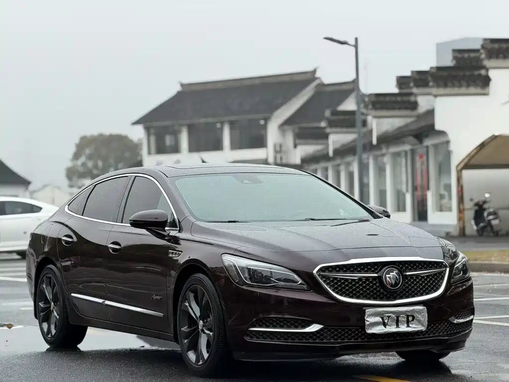 Buick LaCrosse 2018 — фото 3