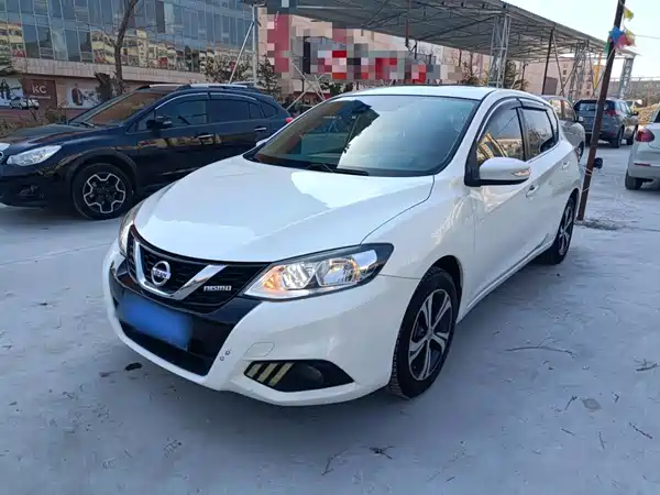 Nissan Tiida 2016