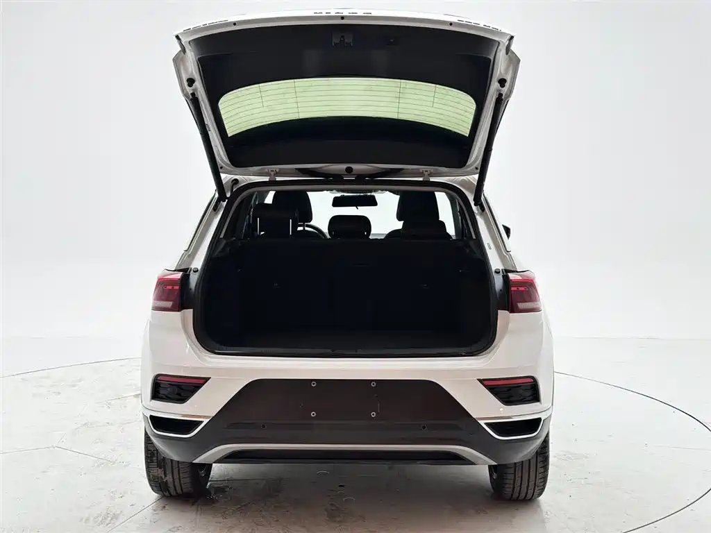 Volkswagen T-Roc 2022 — фото 8