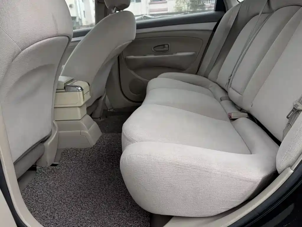 Nissan Sylphy 2015 — фото 7