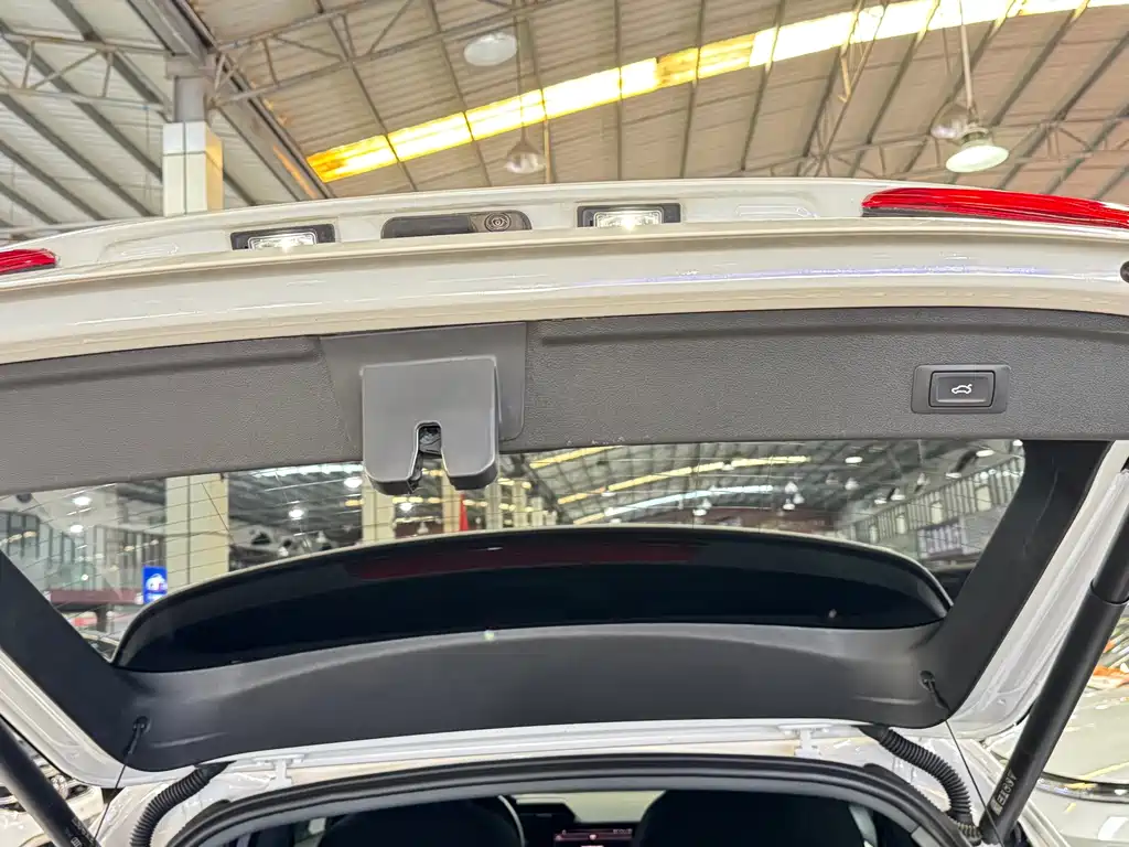 Audi A3 2022 — фото 19
