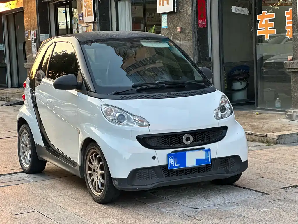 smart fortwo 2013 — фото 3