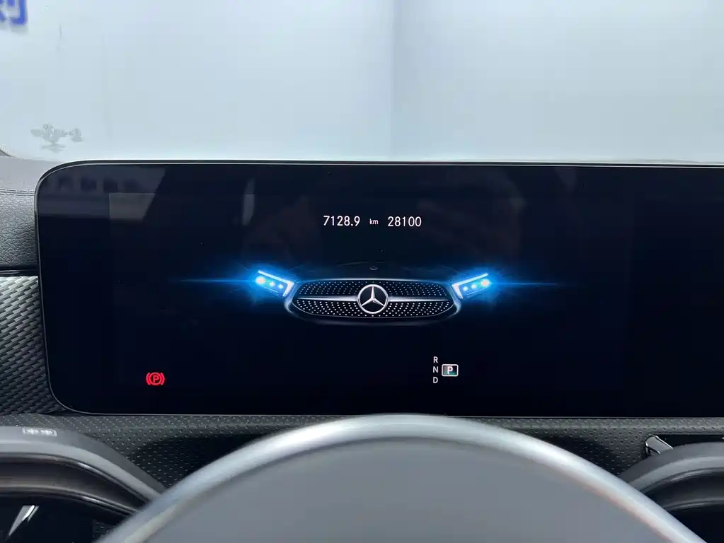 Mercedes-Benz A-Class 2023 — фото 16