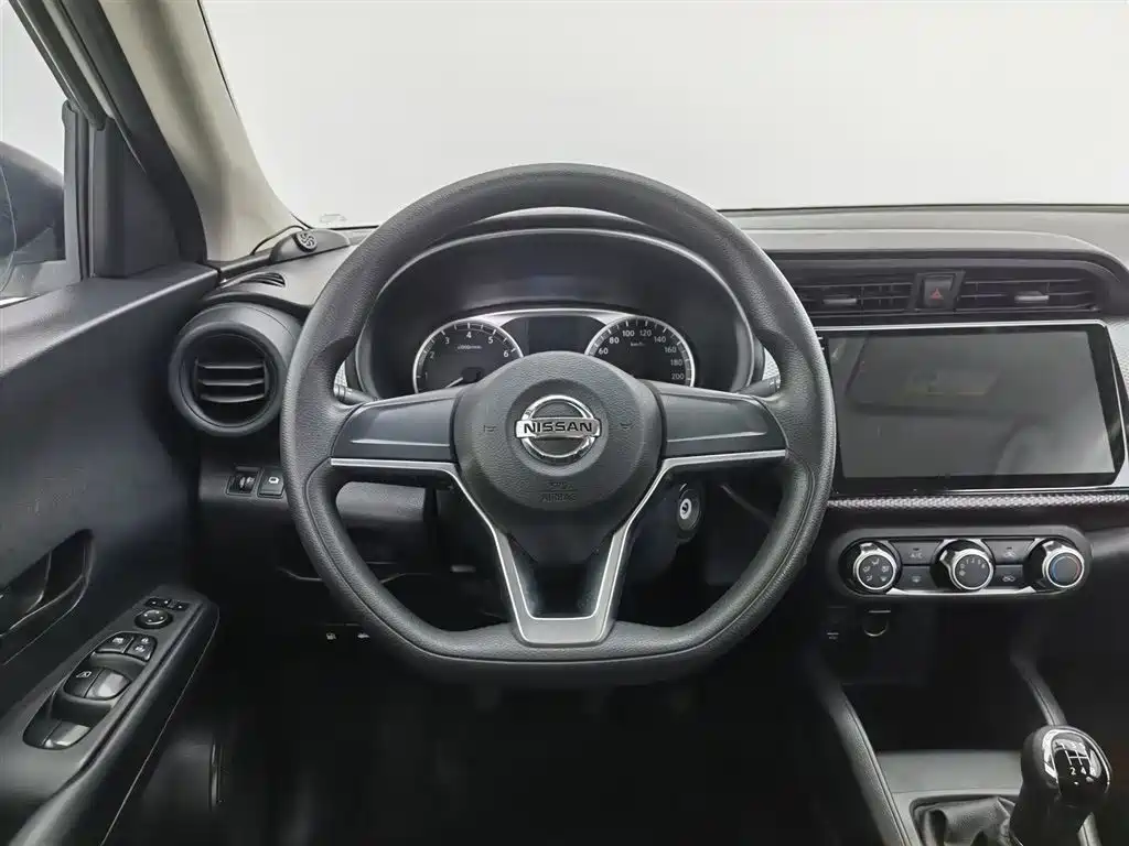 Nissan Kicks 2020 — фото 11