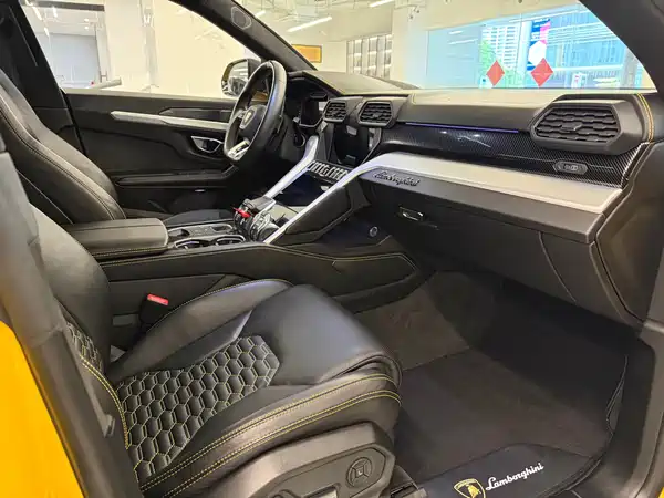 Lamborghini Urus 2019
