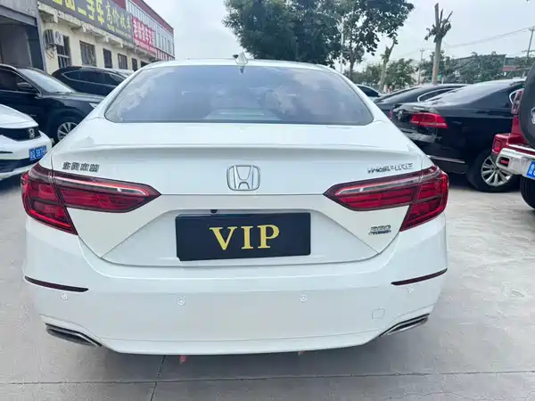 Honda Inspire 2019