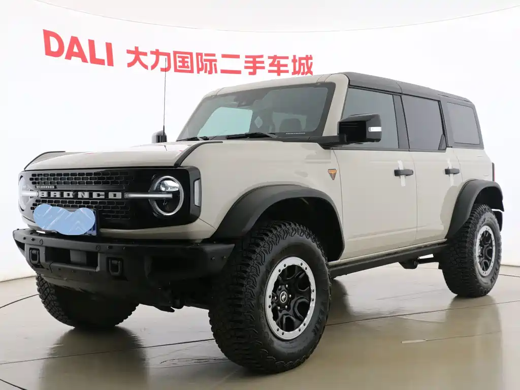 Ford Bronco 2025 — фото 1