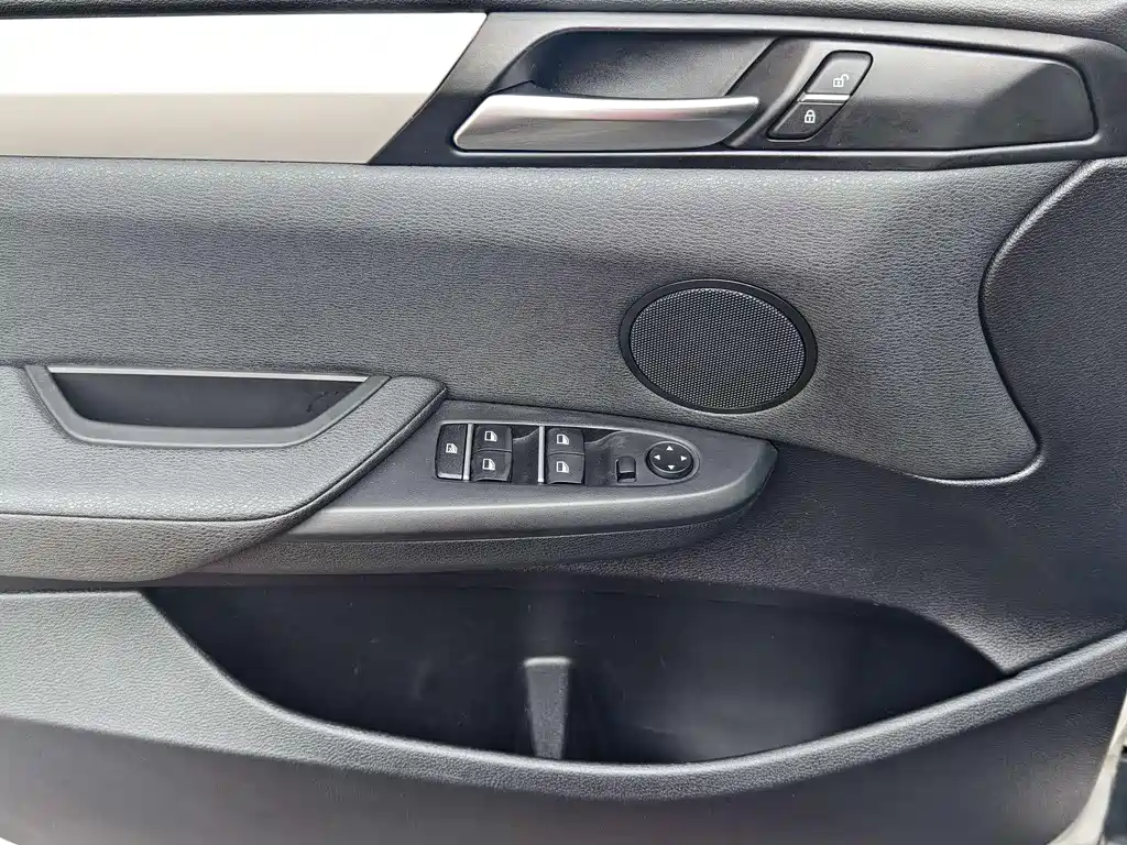 BMW X3 2017 — фото 12