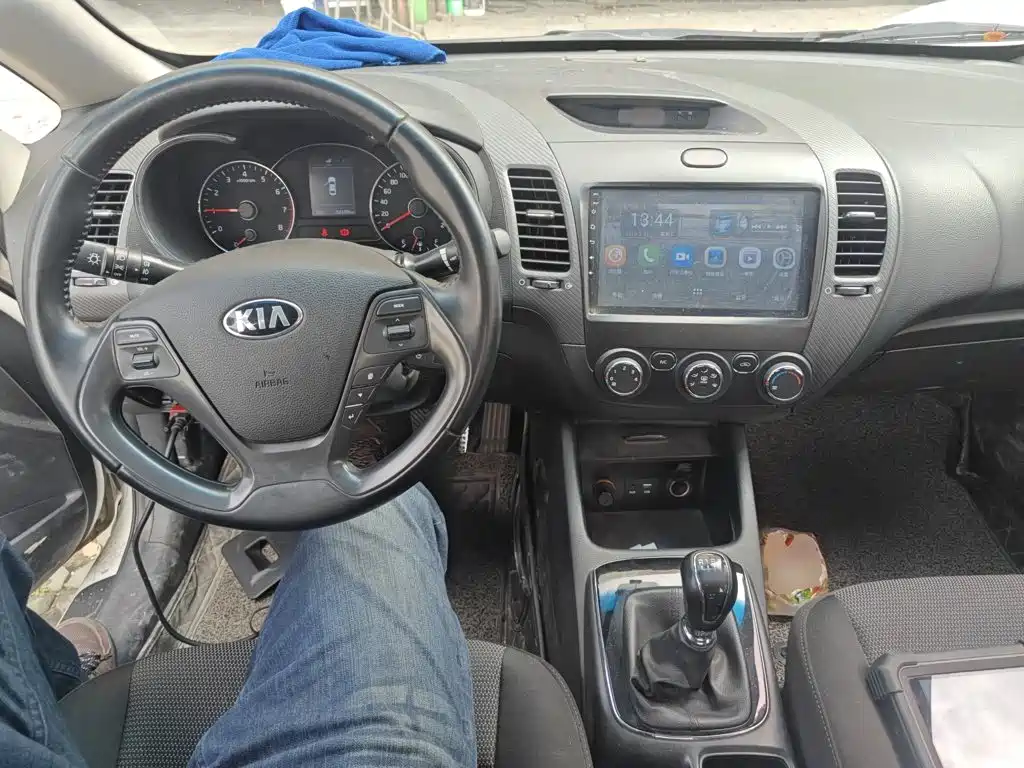Kia K3 2016