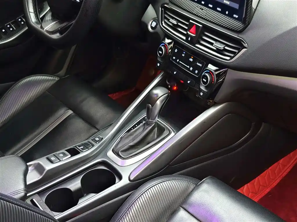 Hyundai Fista 2020 — фото 17