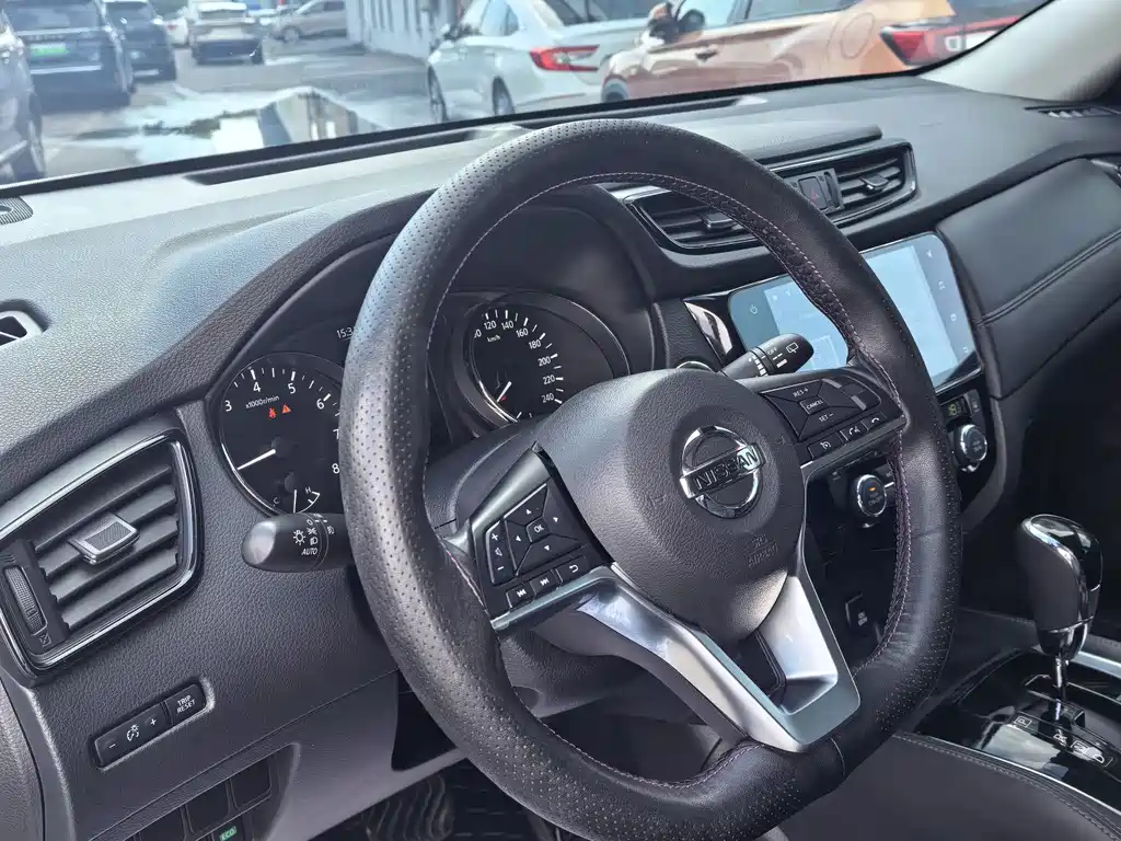 Nissan X-Trail 2023 — фото 11