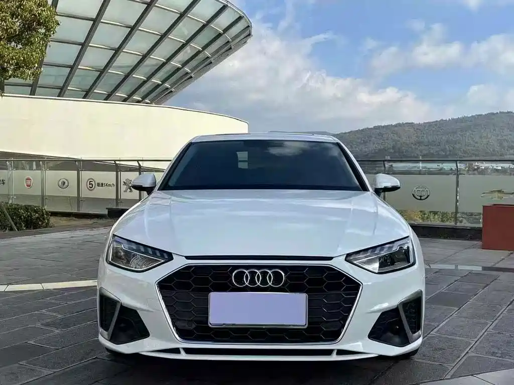 Audi A4L 2020