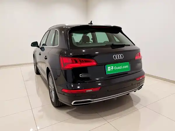 Audi Q5L 2019