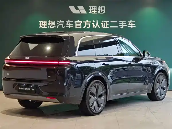 Li Auto L8 2026