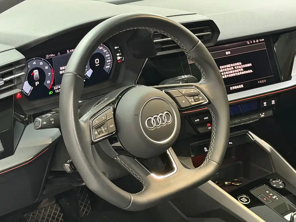 Audi A3 2024 — фото 15