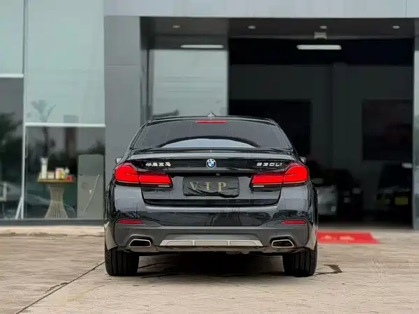 BMW 5 Series 2023