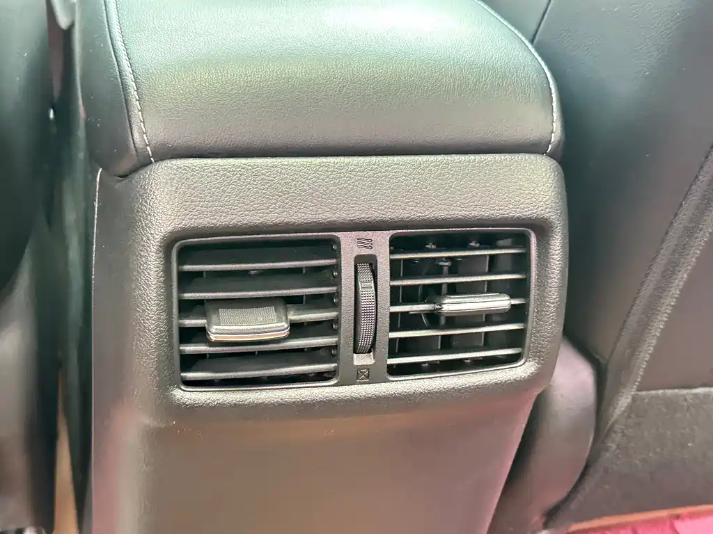 Nissan Sylphy 2022 — фото 16