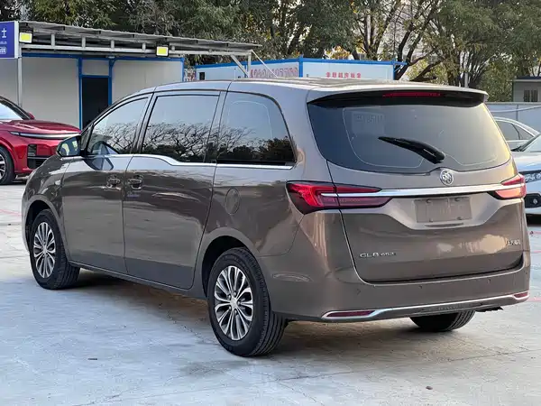Buick GL8 2022
