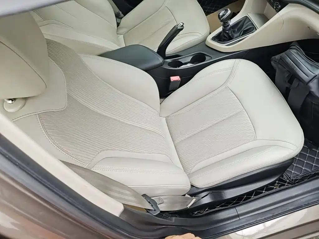 Buick Excelle GT 2016 — фото 25