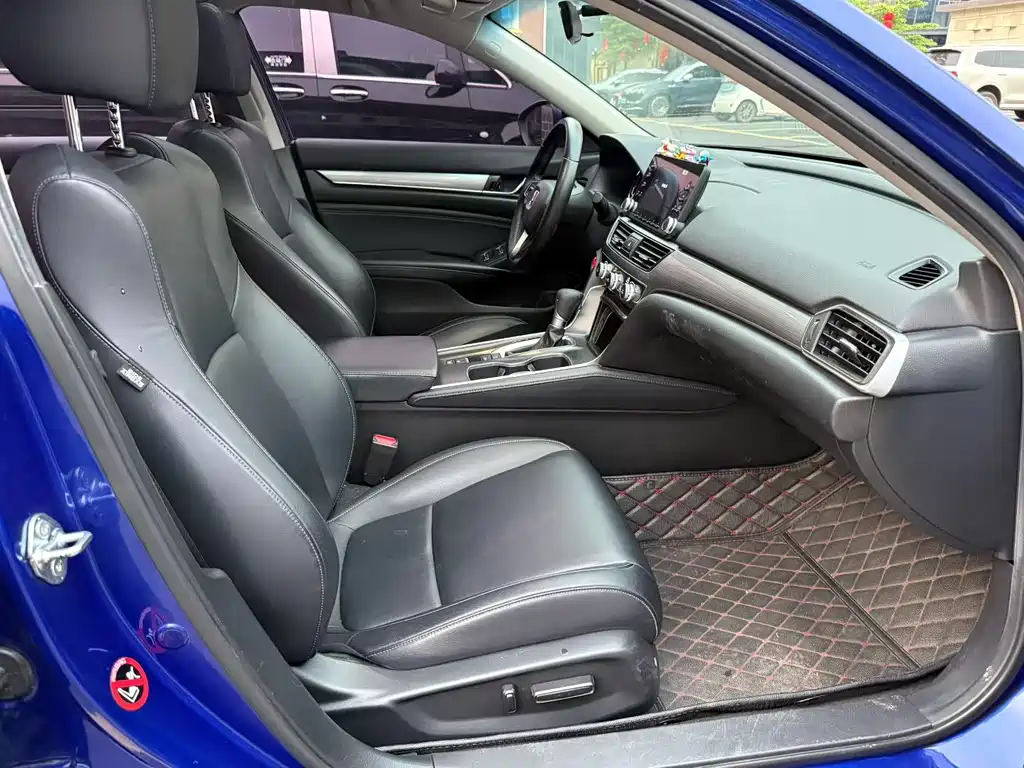 Honda Accord 2019 — фото 4