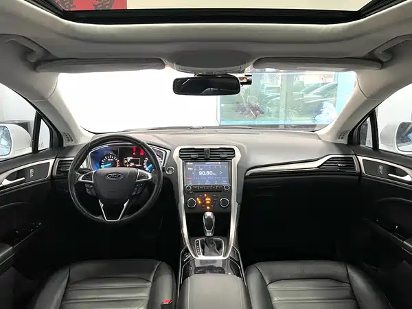 Ford Mondeo 2013