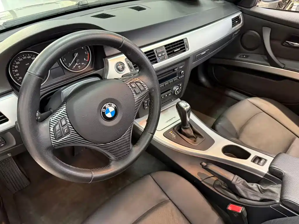 BMW 3 Series 2009