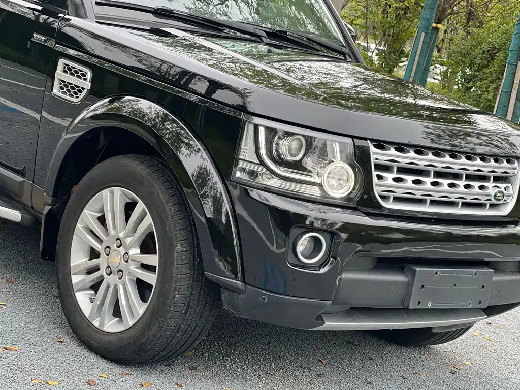 Land Rover Discovery 2014 — фото 4