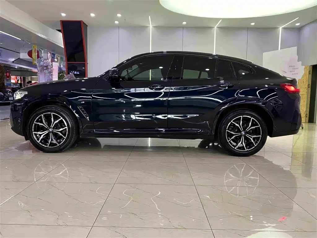 BMW X4 2022