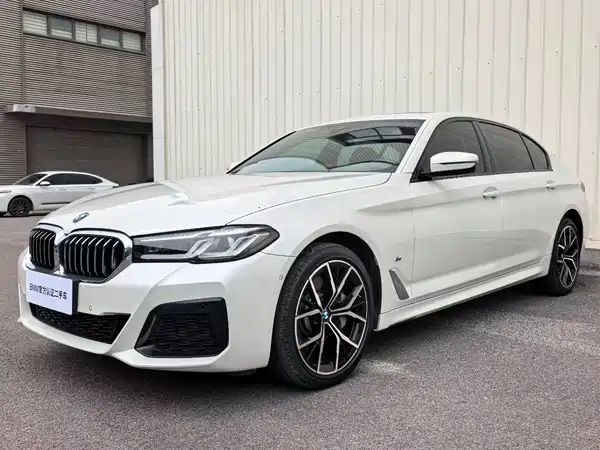 BMW 5 Series 2022