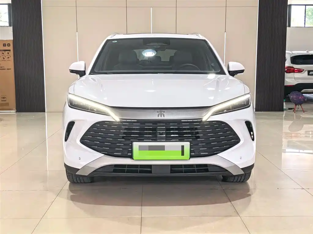 BYD L DM-i 2025 — фото 4