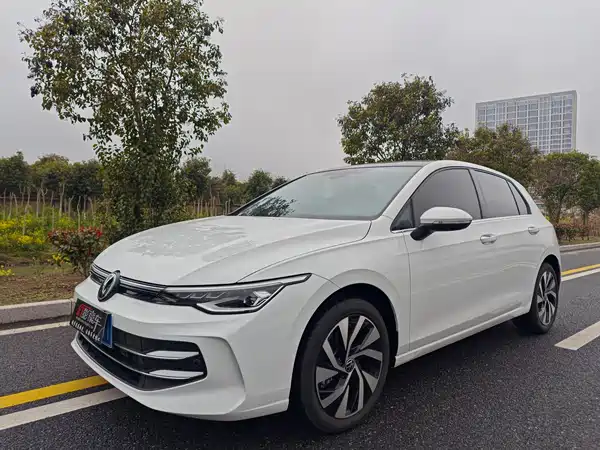 Volkswagen Golf 2026