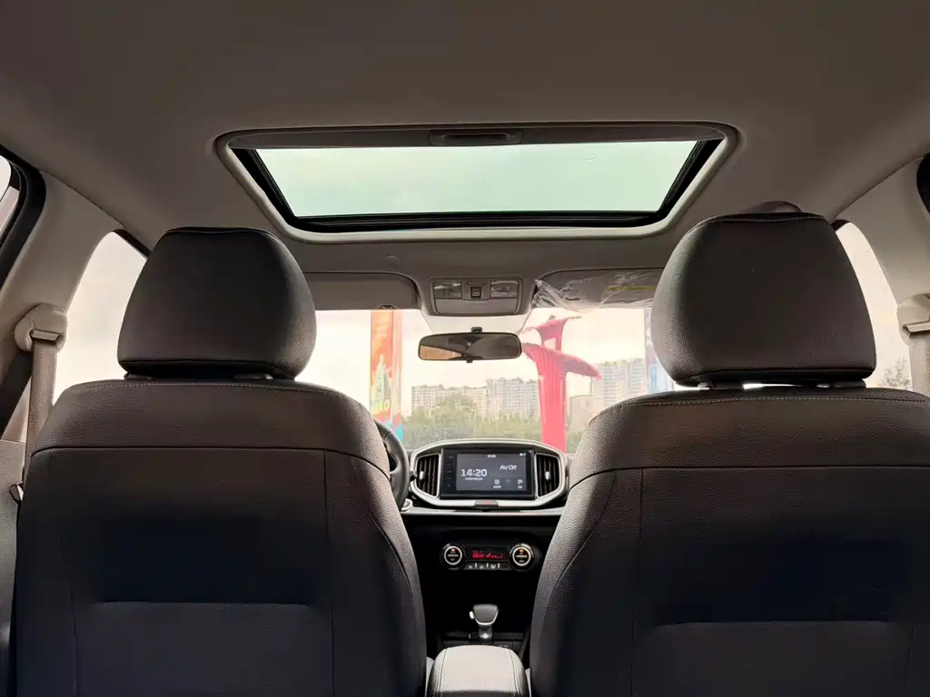 Kia KX1 2022 — фото 18