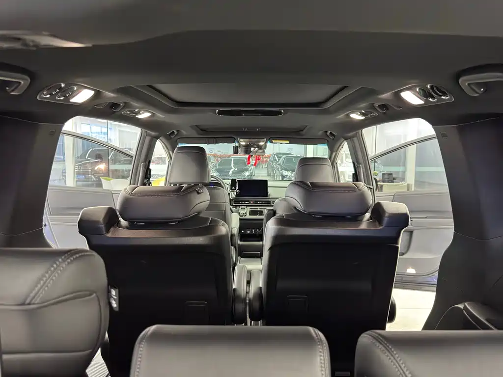 Honda Odyssey 2023 — фото 12