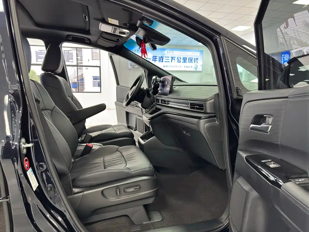 Honda Odyssey 2023 — фото 14