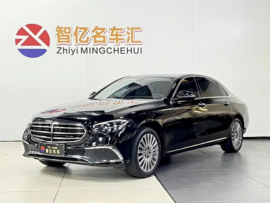 Mercedes-Benz E-Class 2022