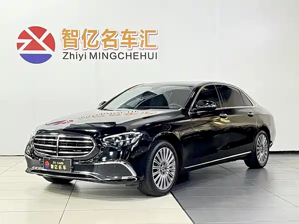 Mercedes-Benz E-Class 2022